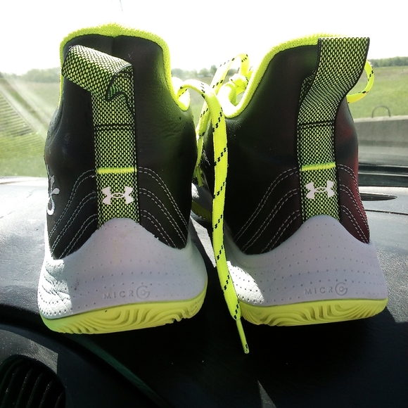 Under armour 62k Curry - Picture 8 of 9